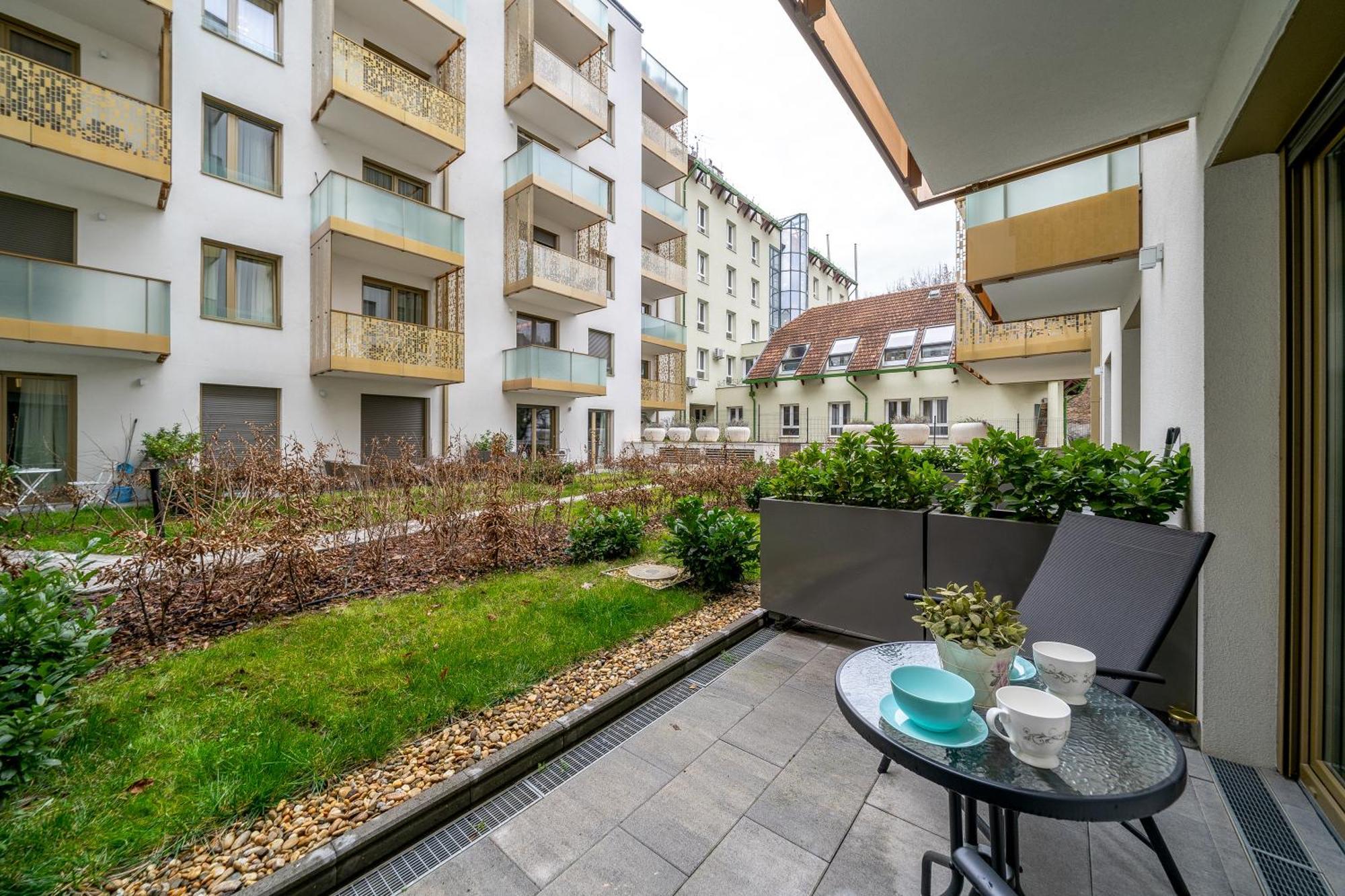Budapest Magic Garden In Downtown Ngoại thất bức ảnh
